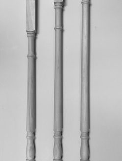 colonial_spindles